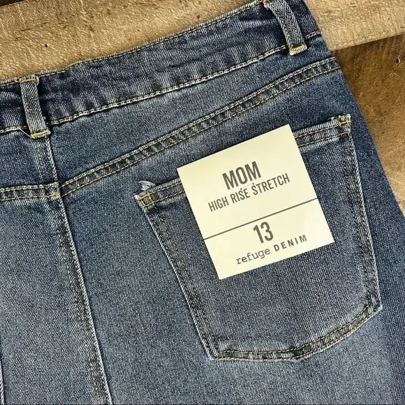Refuge Distressed Baggy Mom Jeans Size 13 Grunge 90s Y2K Vintage-Inspired Denim - Picture 12 of 14